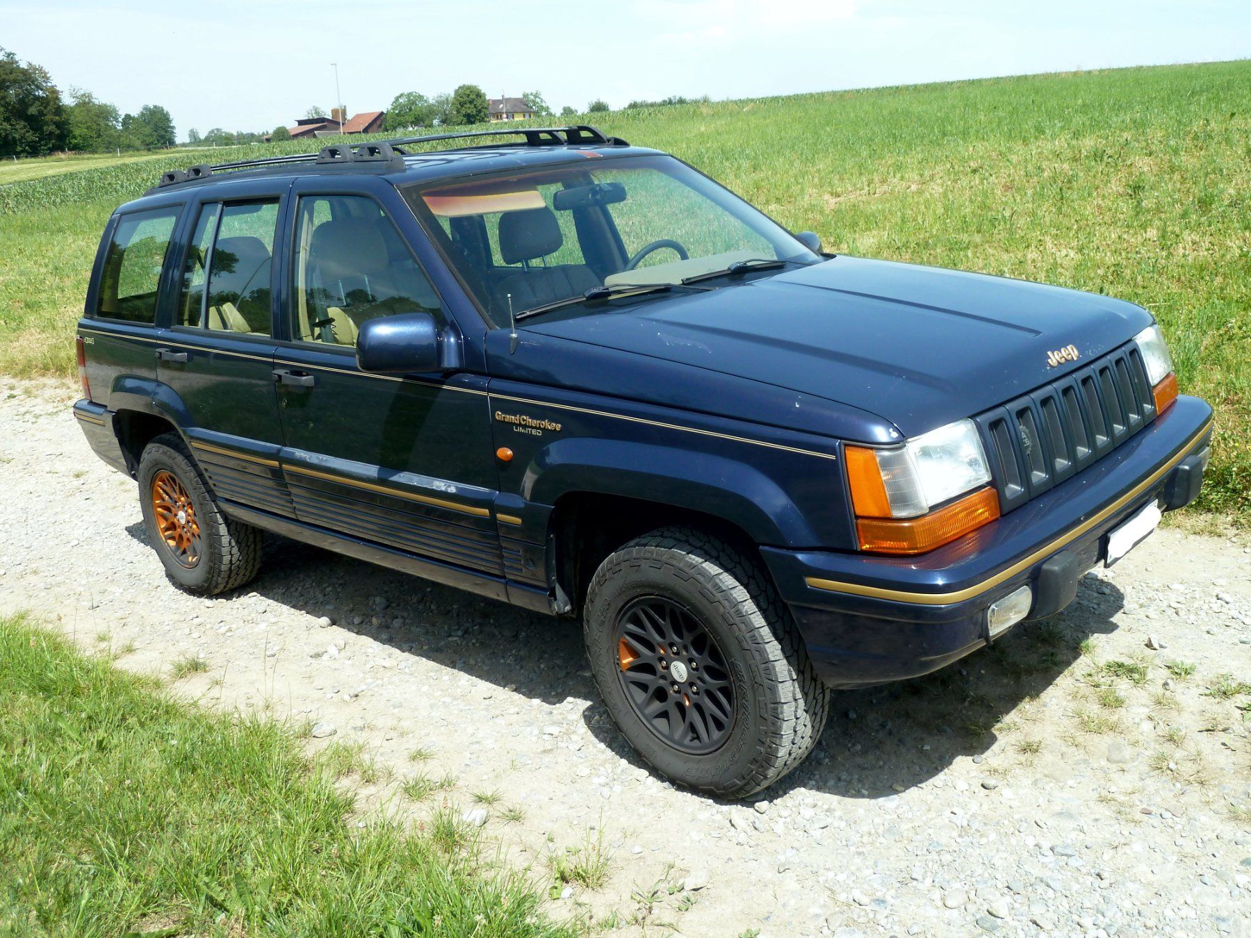 Jeep Autos: JEEP Grand Cherokee 5.2 V8 – D'occasion à Salmsach par my-fair-lady 1